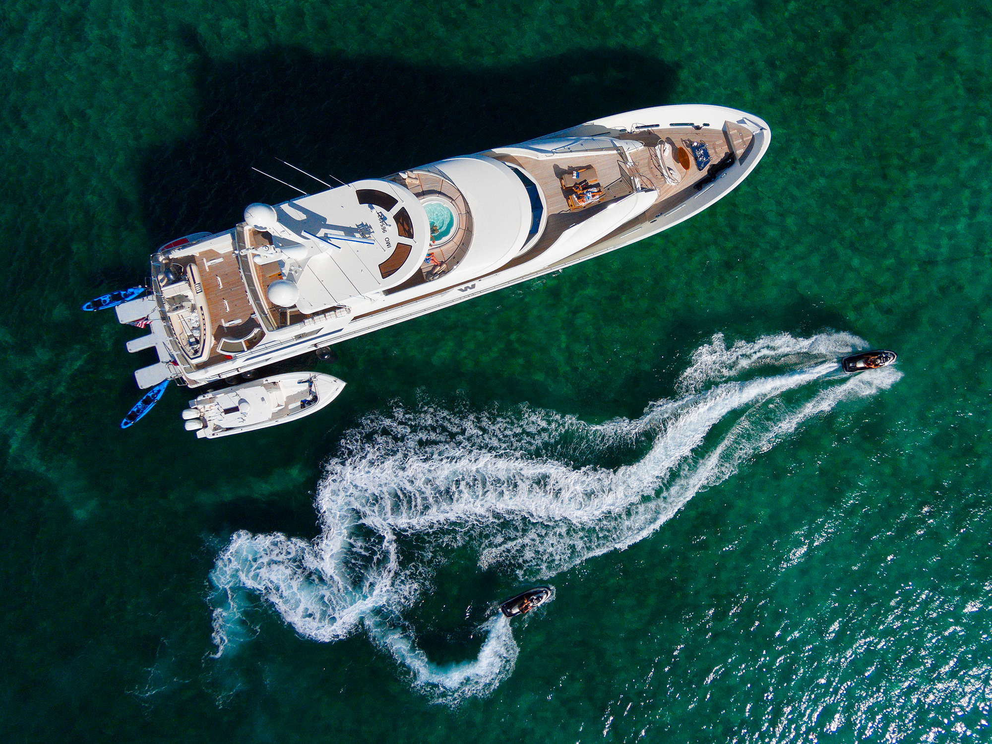 Luxury Yacht 3